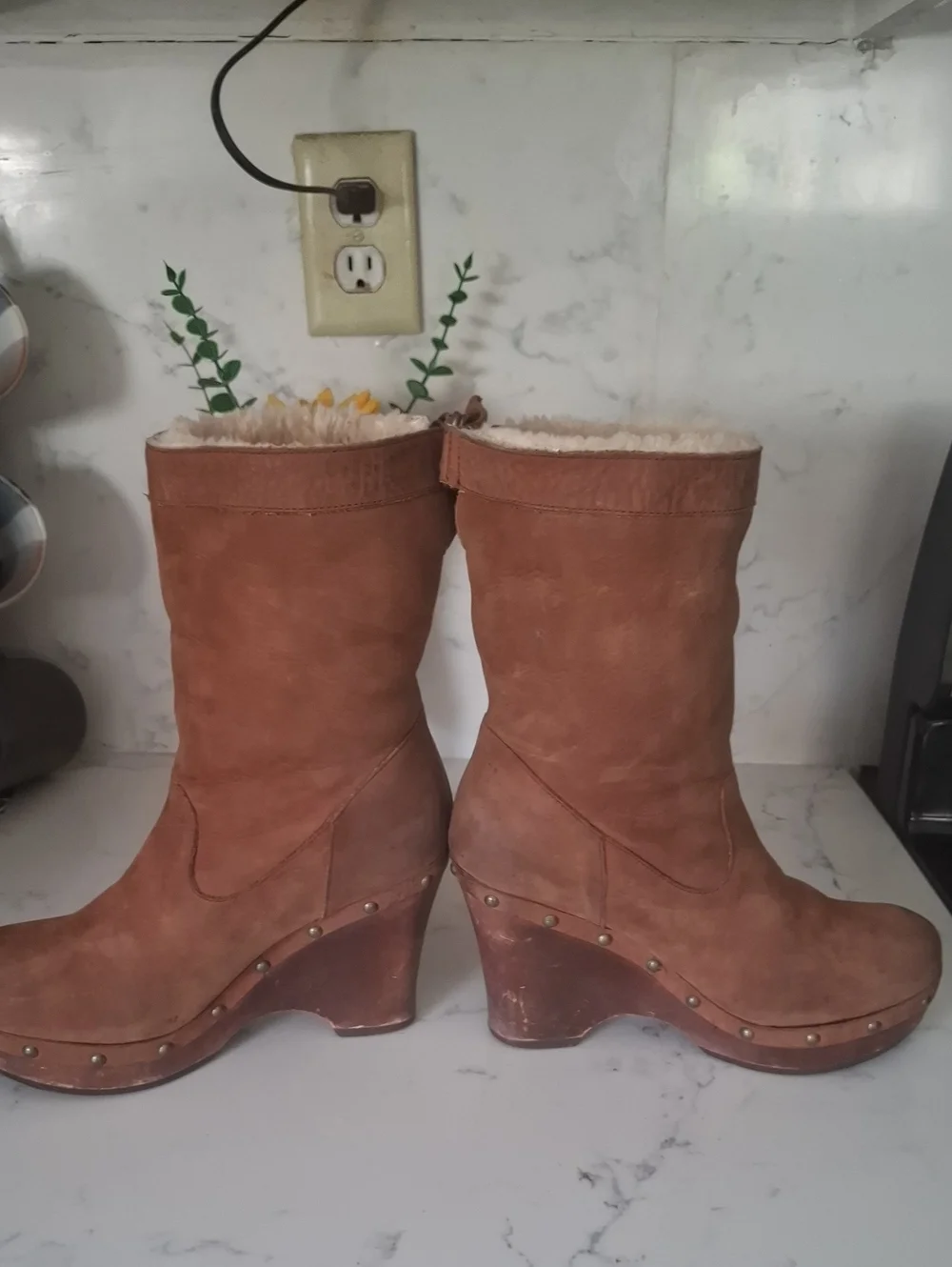 UGG comfortable women